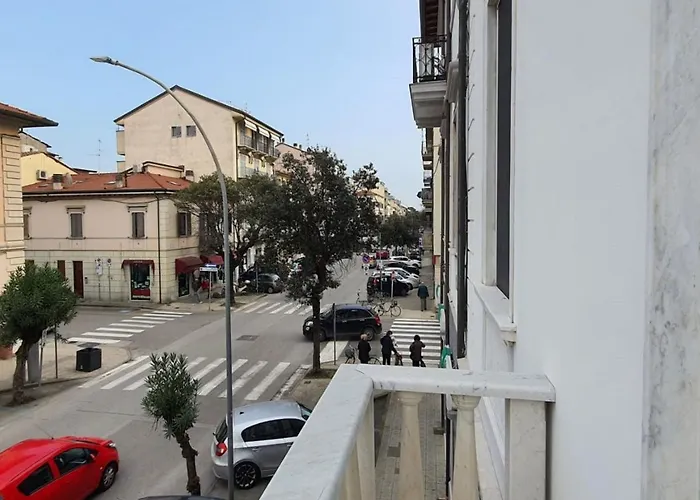 Foscolo 27 A 100 M Dal Mare Apartment Viareggio